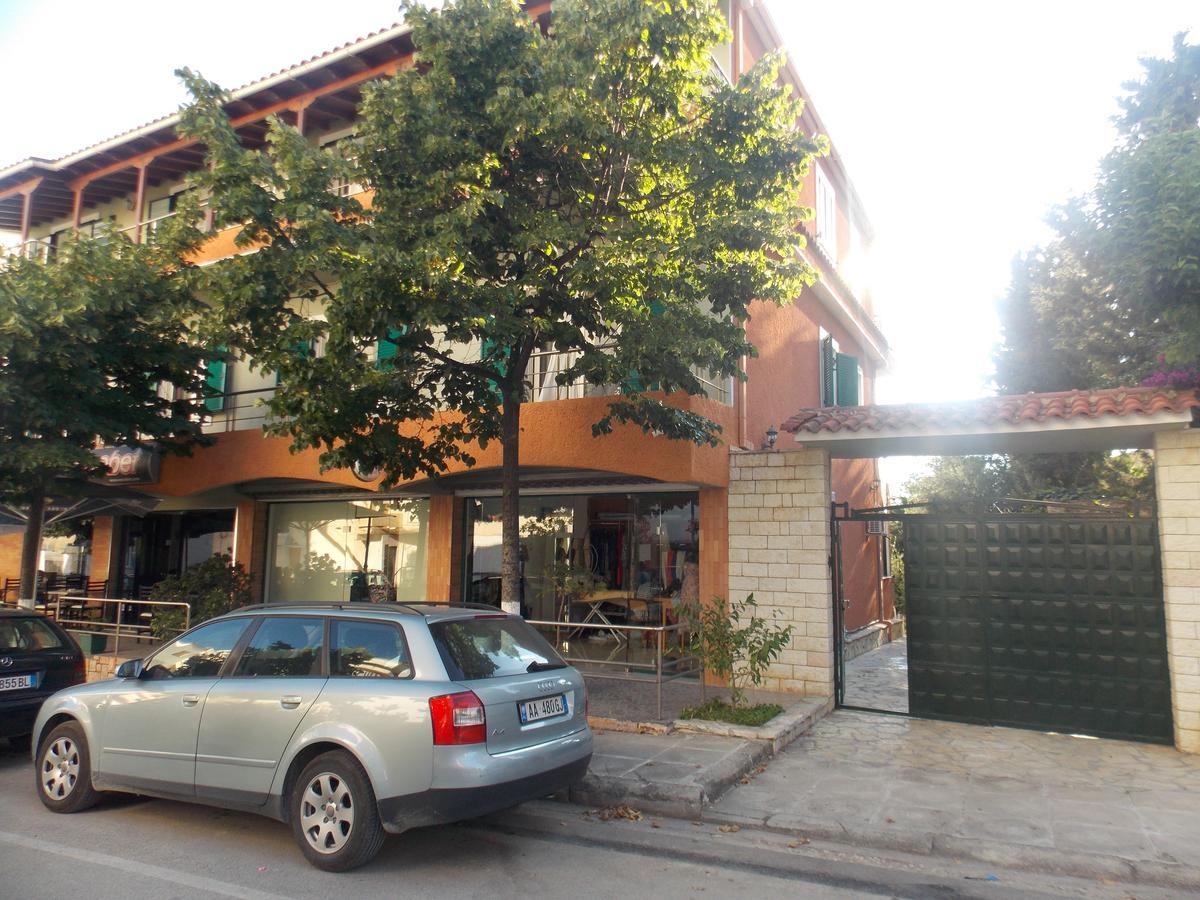 Elvin Apartments Sarandë Esterno foto