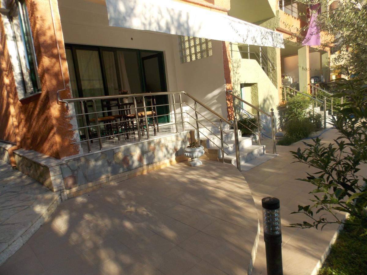 Elvin Apartments Sarandë Esterno foto