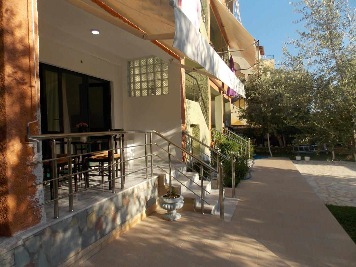 Elvin Apartments Sarandë Esterno foto
