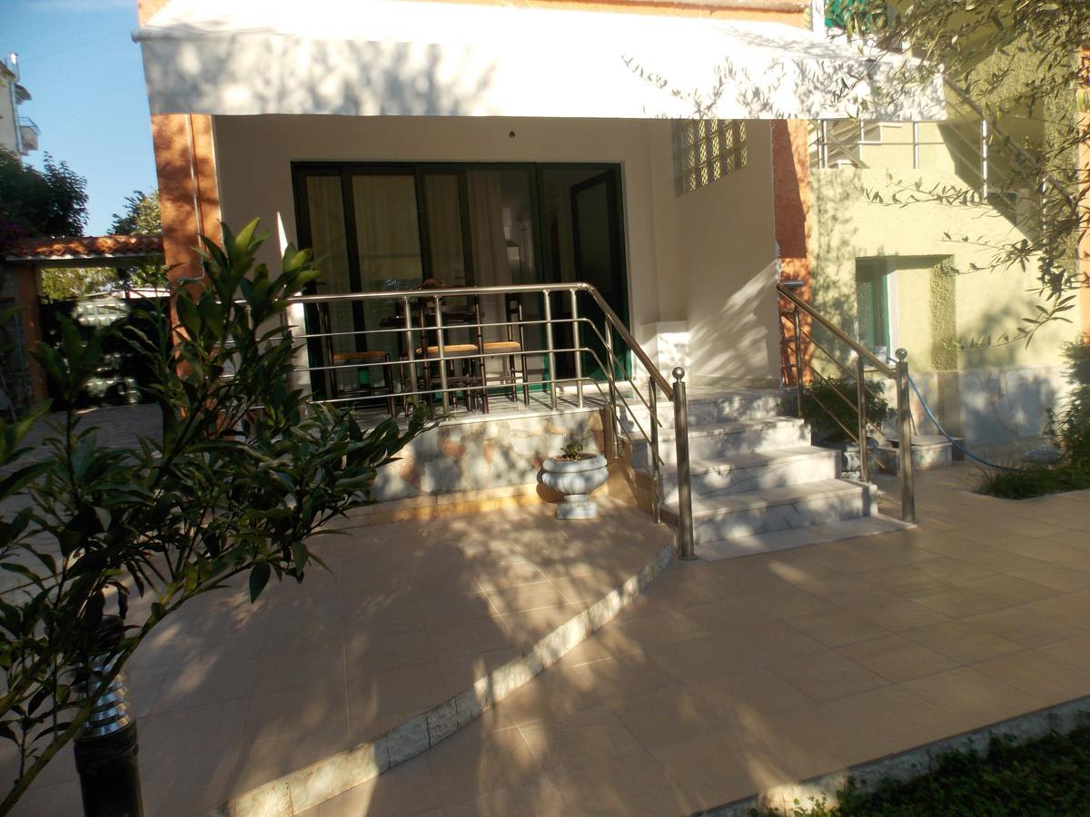 Elvin Apartments Sarandë Esterno foto