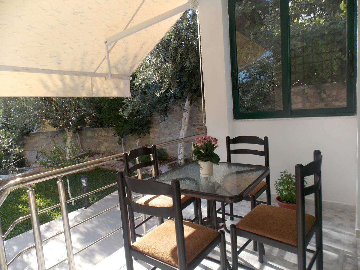 Elvin Apartments Sarandë Esterno foto